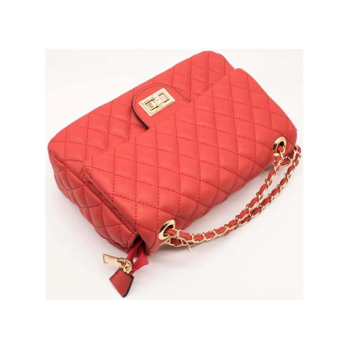 1582 RED