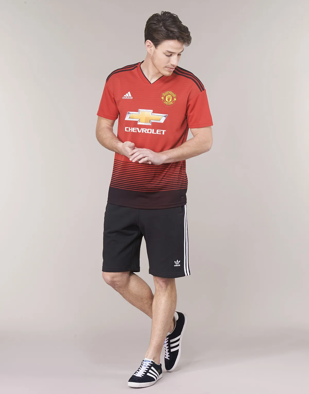 3 STRIPE SHORT