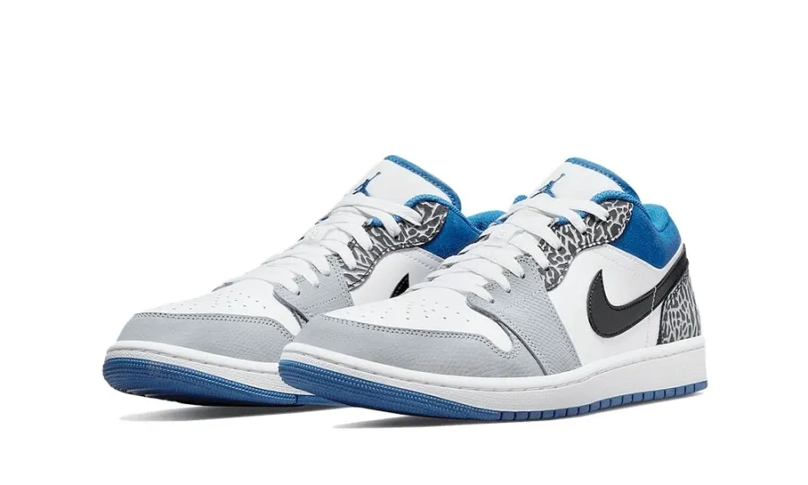 Air Jordan 1 Low SE True Blue