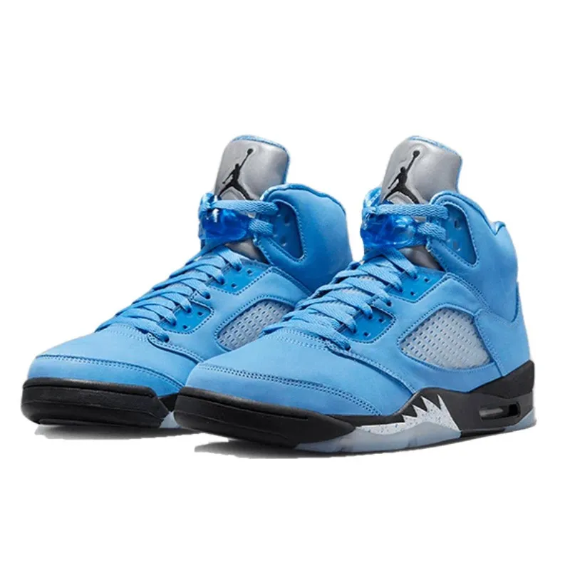 Air Jordan 5 UNC