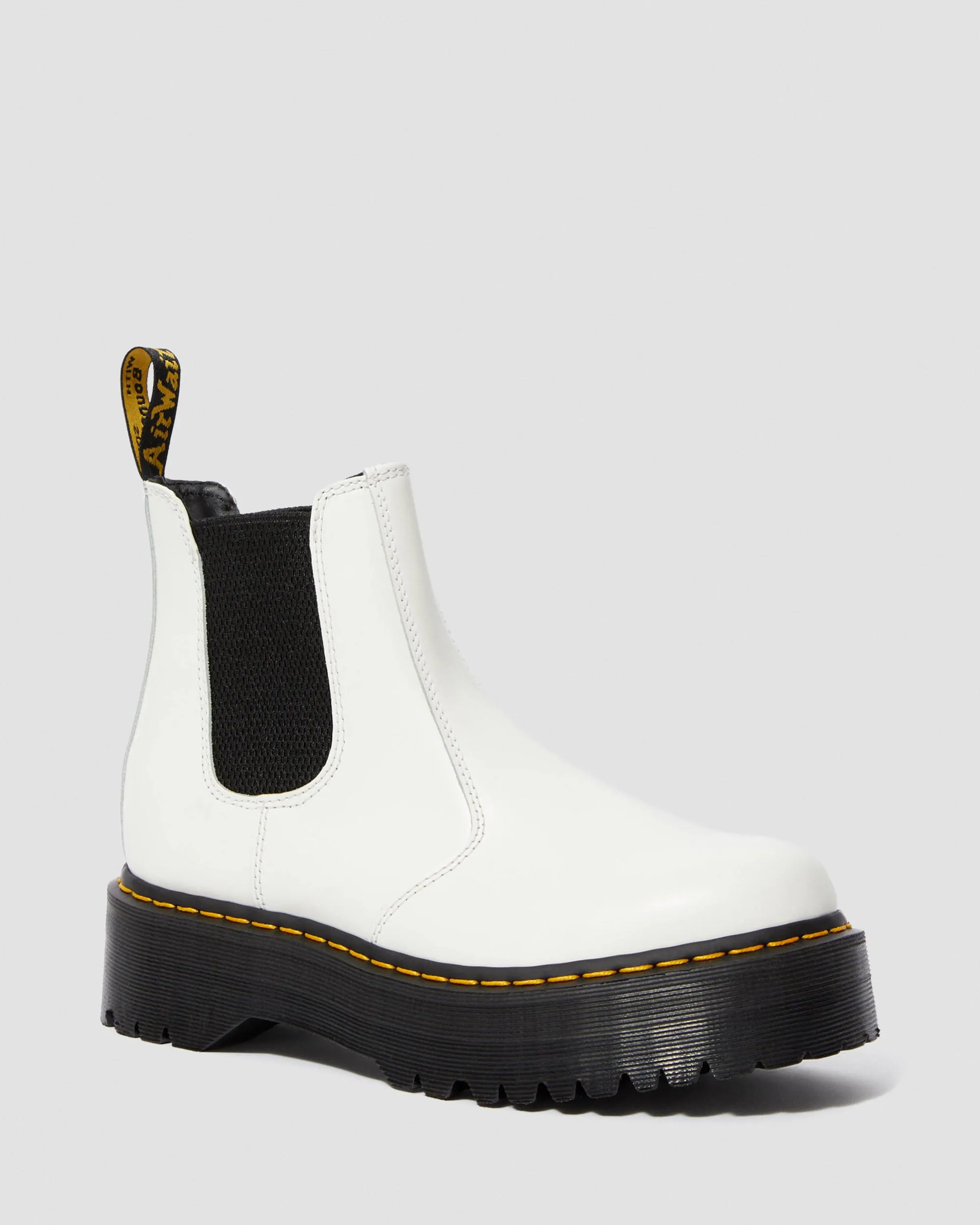 Botas Chelsea con Plataforma 2976 Quad en piel Smooth
