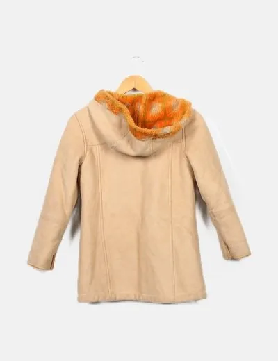 BROTES Abrigo beige detalle borrego
