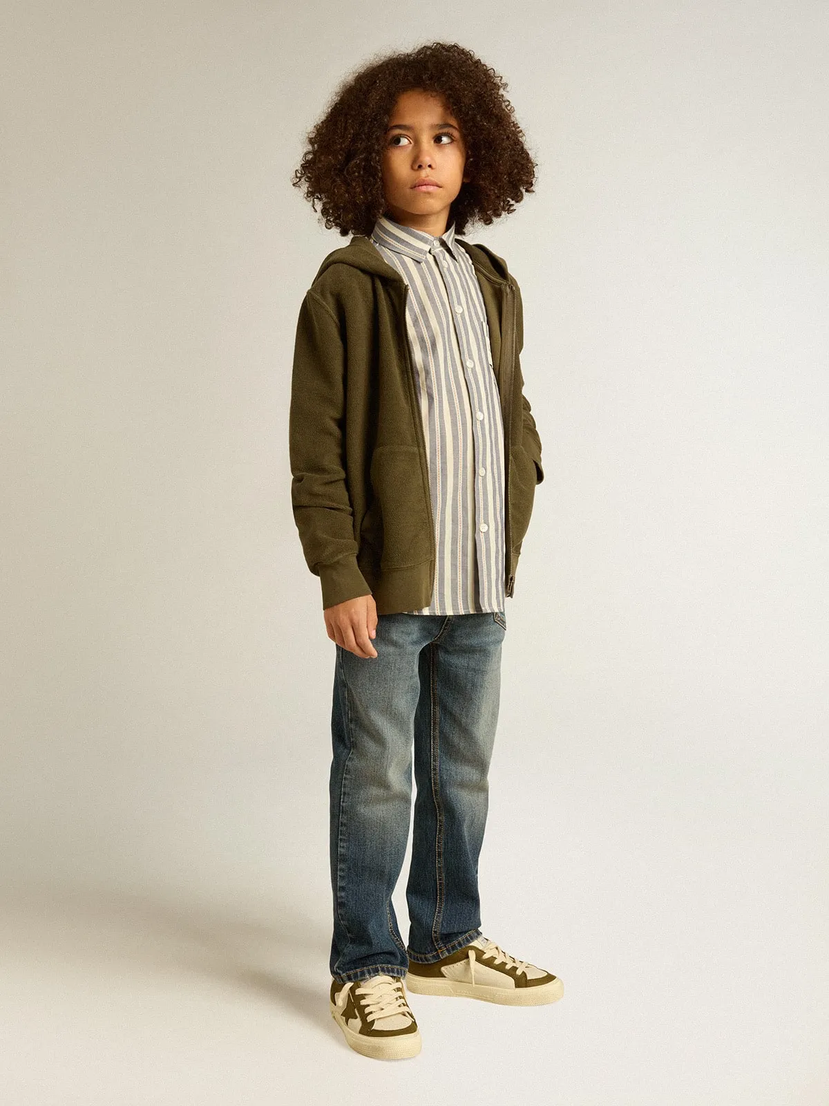 Camisa de niño de rayas con detalle Golden Dreamers en el bolsillo