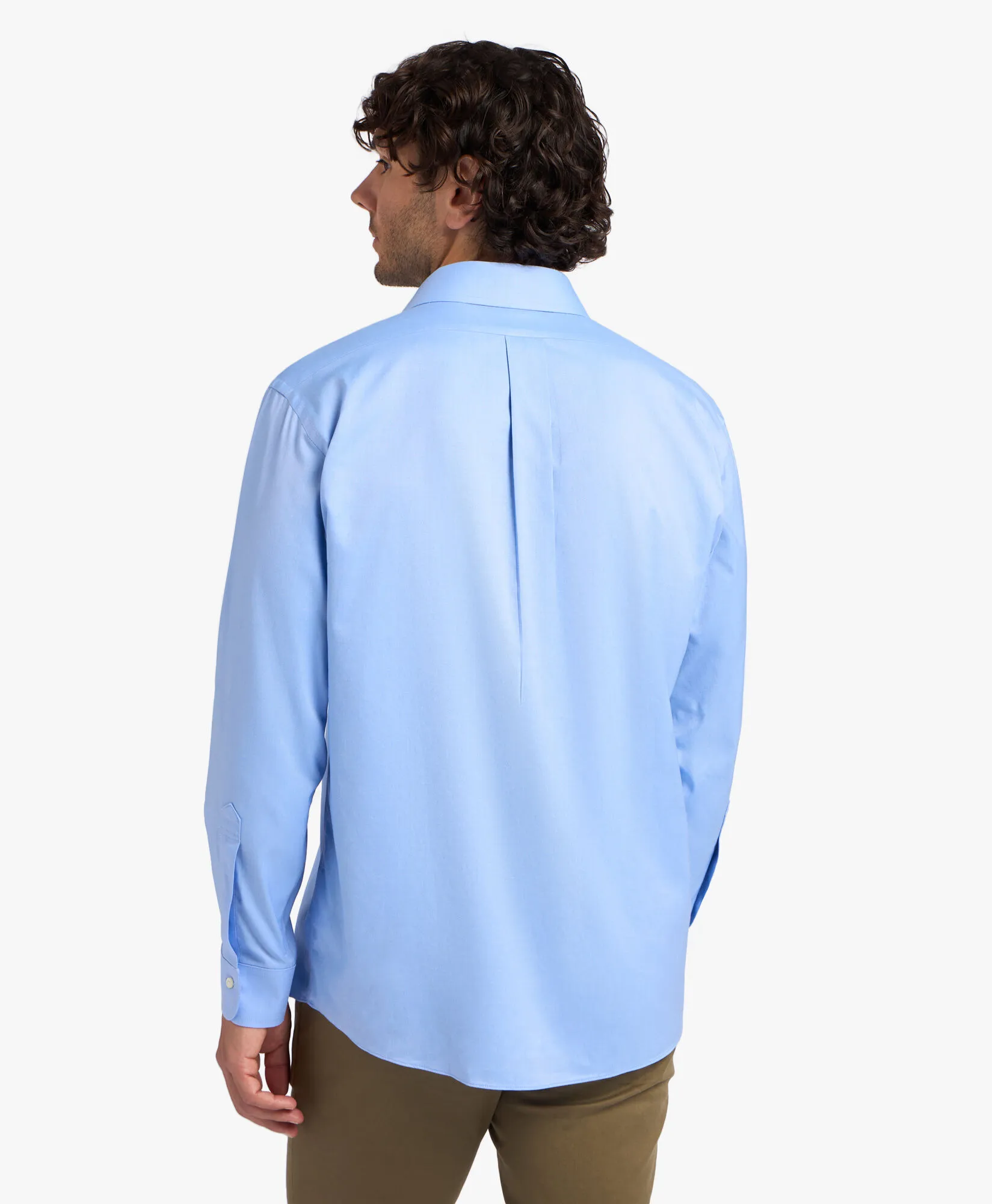 CAMISA DE VESTIR PERFORMANCE AZUL ULTRAMARINO DE CORTE REGULAR NONIRON CON CUELLO AINSLEY