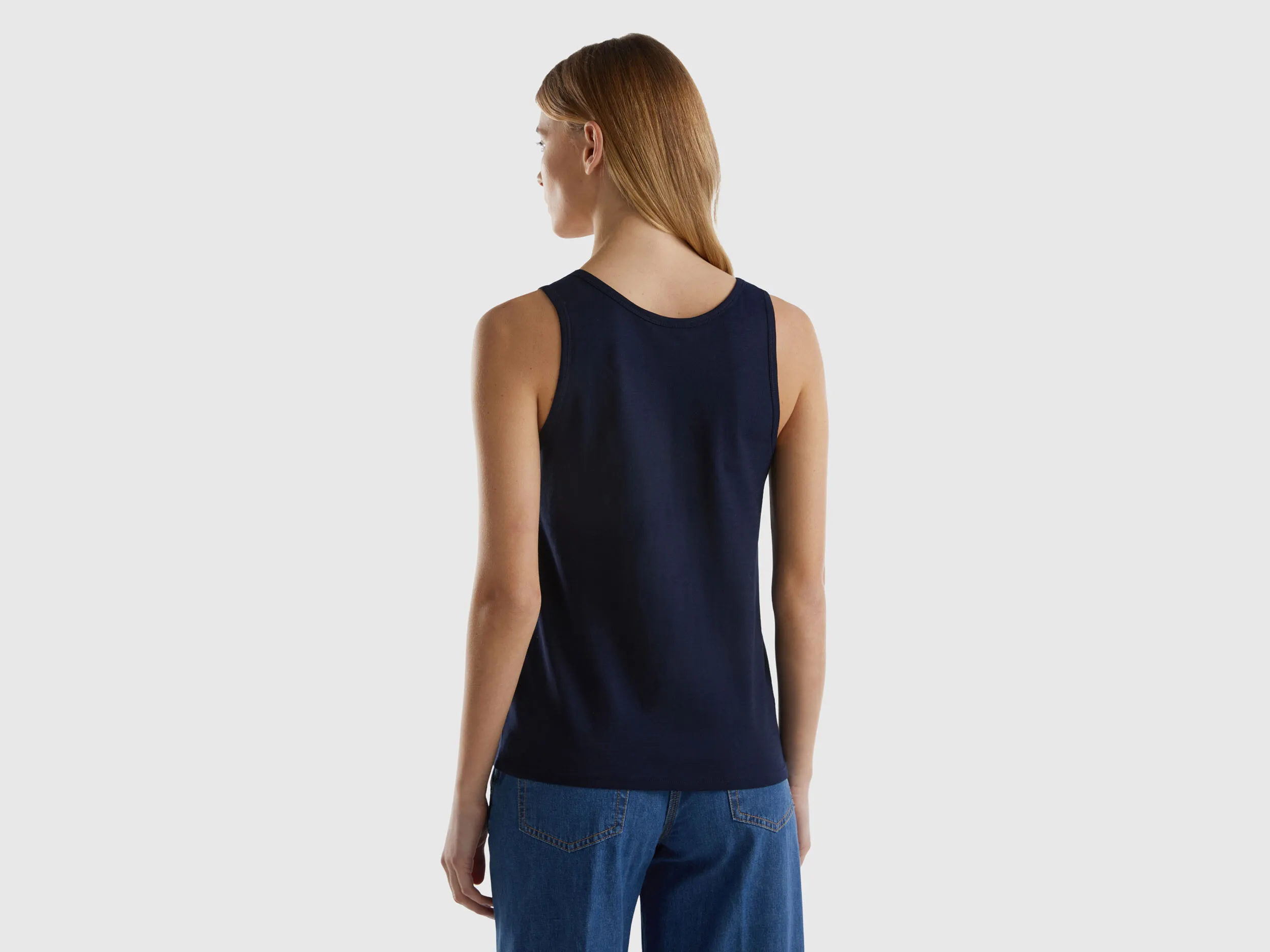 Camiseta de tirantes de algodón ligero