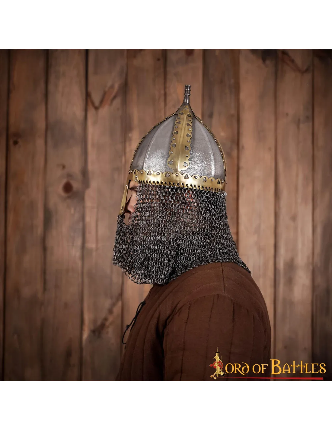 Casco vikingo Varangian Rus Eslavo del siglo X