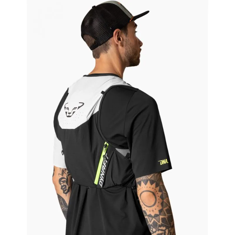 Chaleco Trail Dynafit DNA 8 VEST (Nimbus/Negro Out)