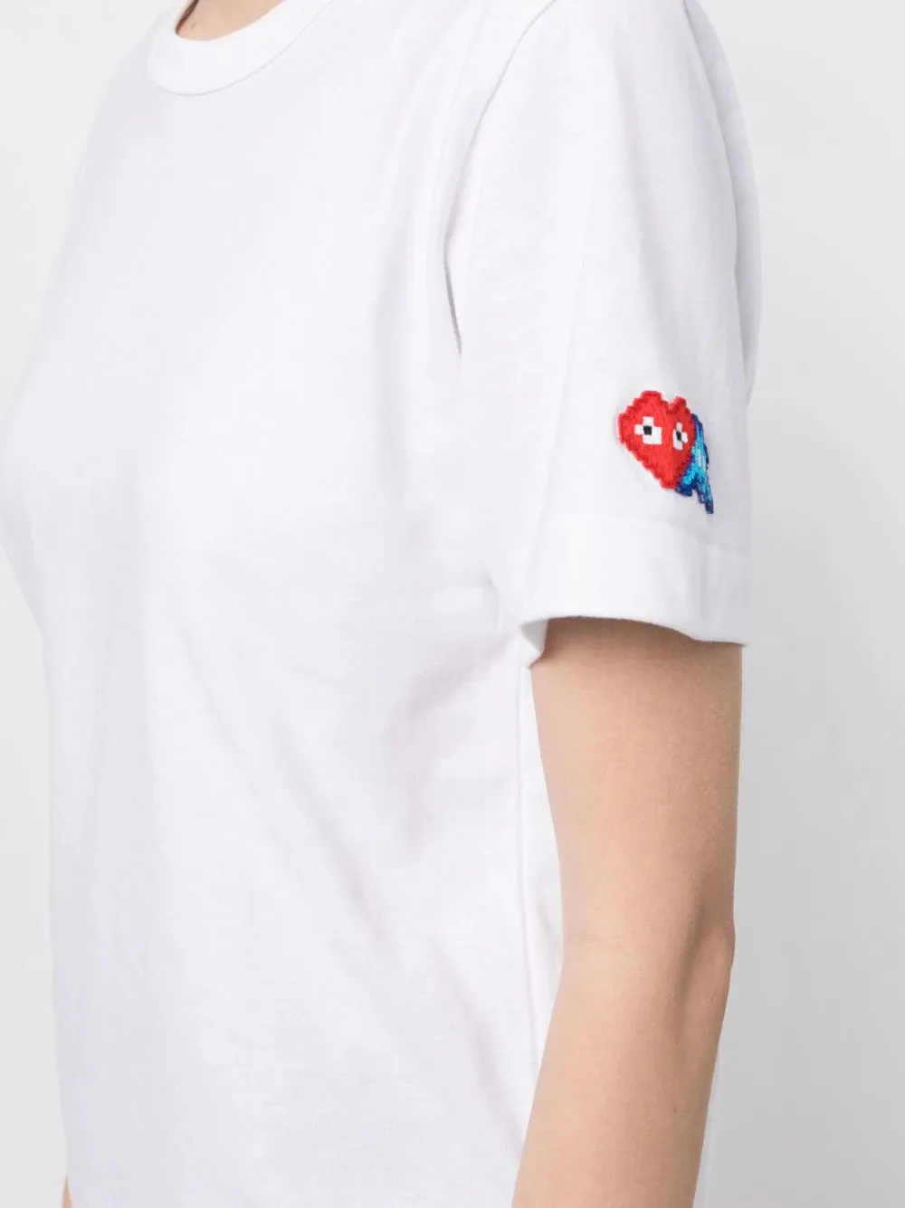 COMME DES GARCONS PLAY X INVADER LOGOPATCH COTTON TSHIRT WHITE