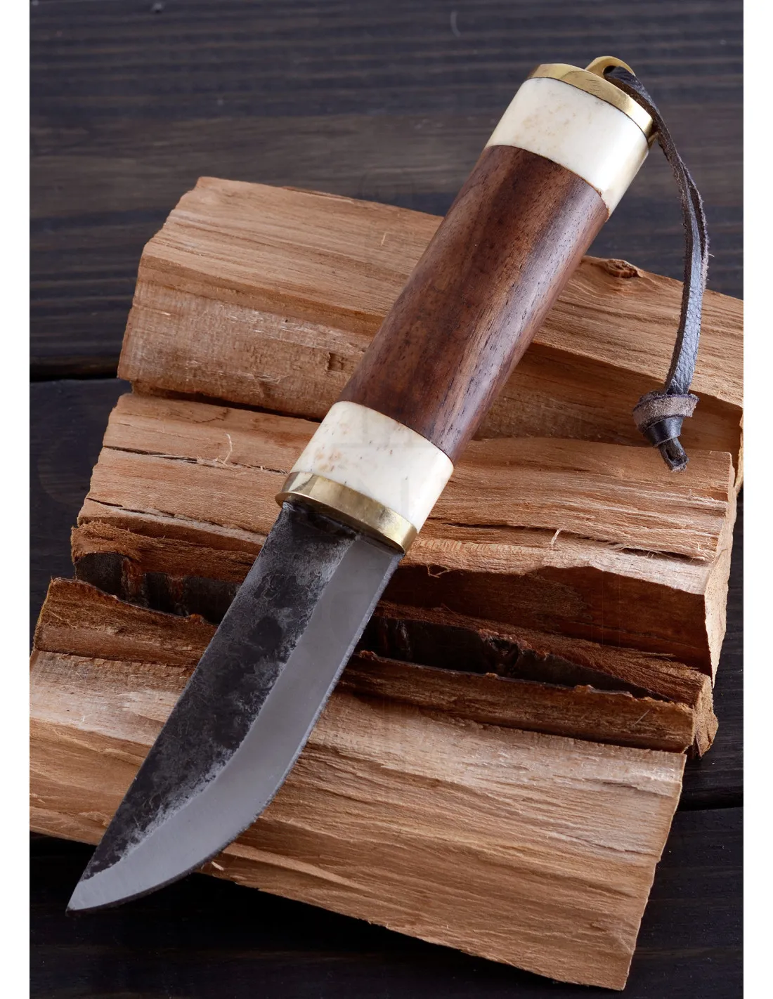 Cuchillo medieval acero mango hueso con funda (24,5 cm.)