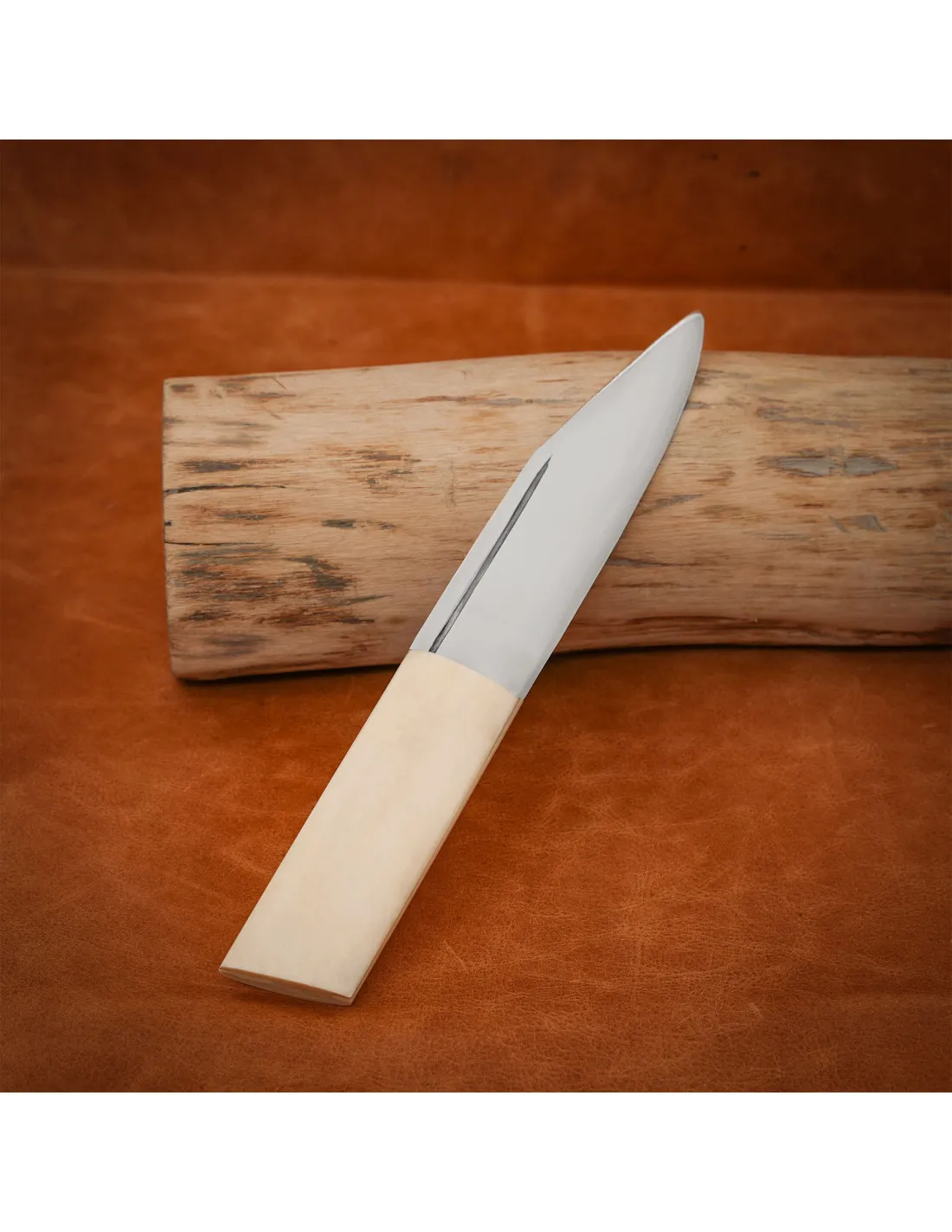 Cuchillo vikingo acero con mango hueso (24,1 cm.)