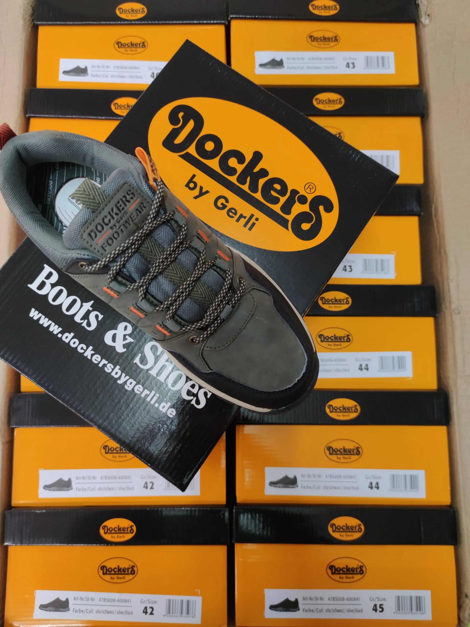 Dockers 47BS008, Zapatillas treking montaña Hombre, oliva