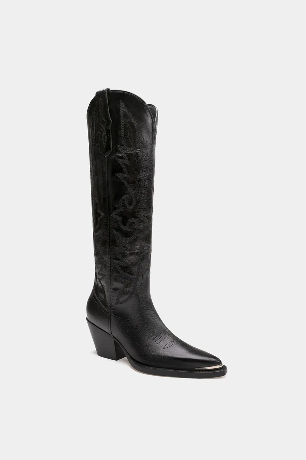 Gilia Black