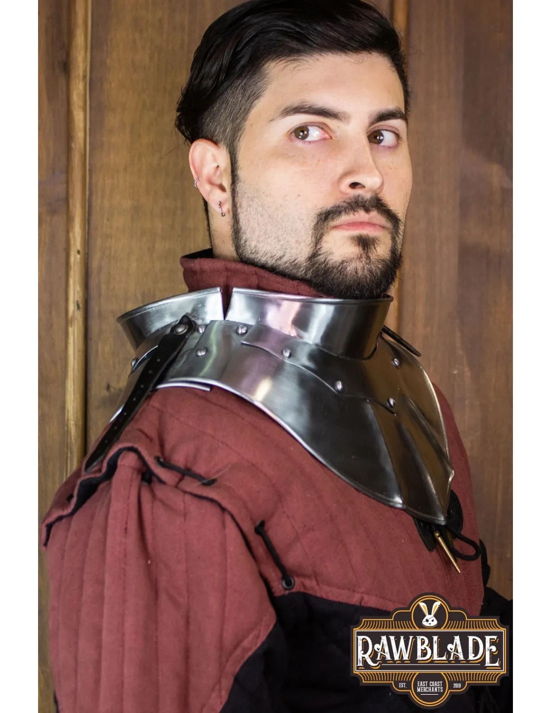 Gorget Defiant en acero