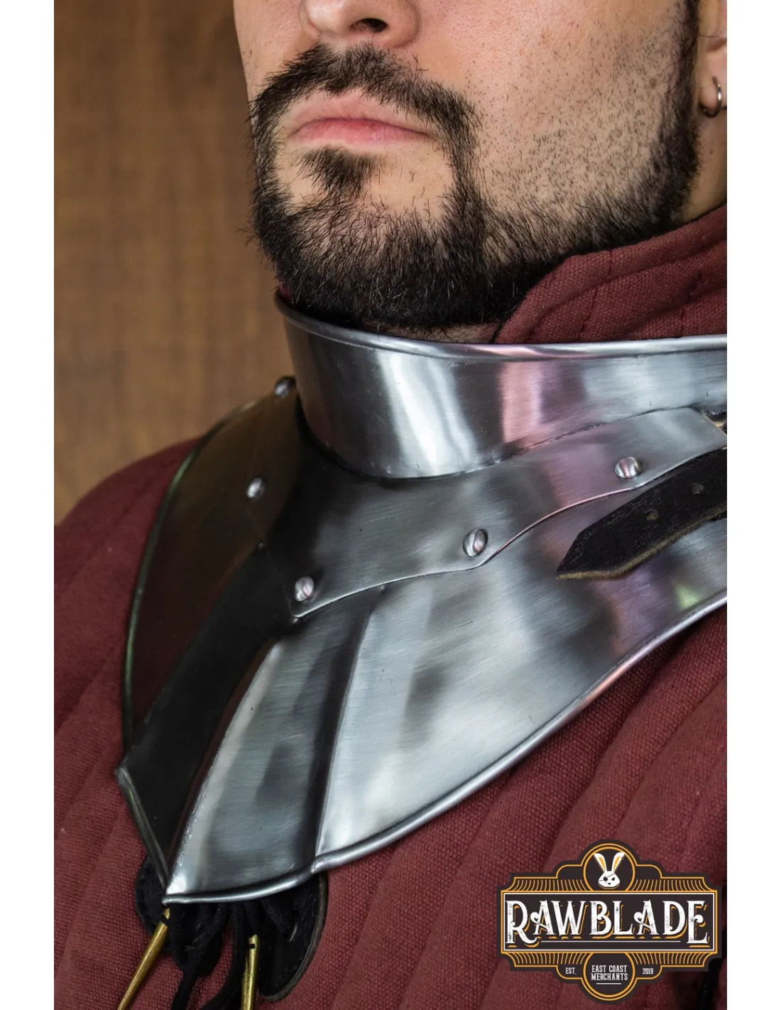 Gorget Defiant en acero
