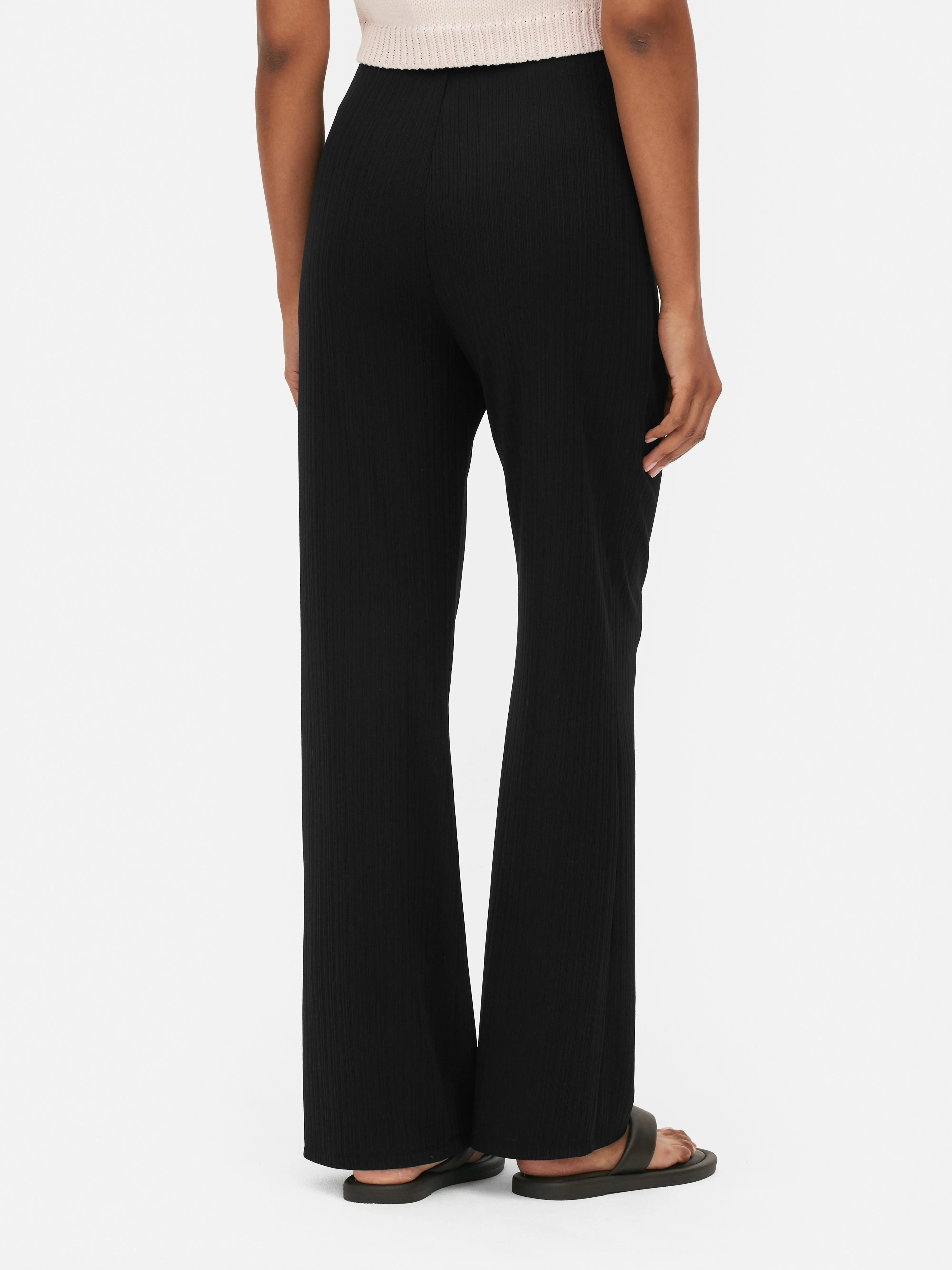 Leggings acanalados de pernera recta a juego