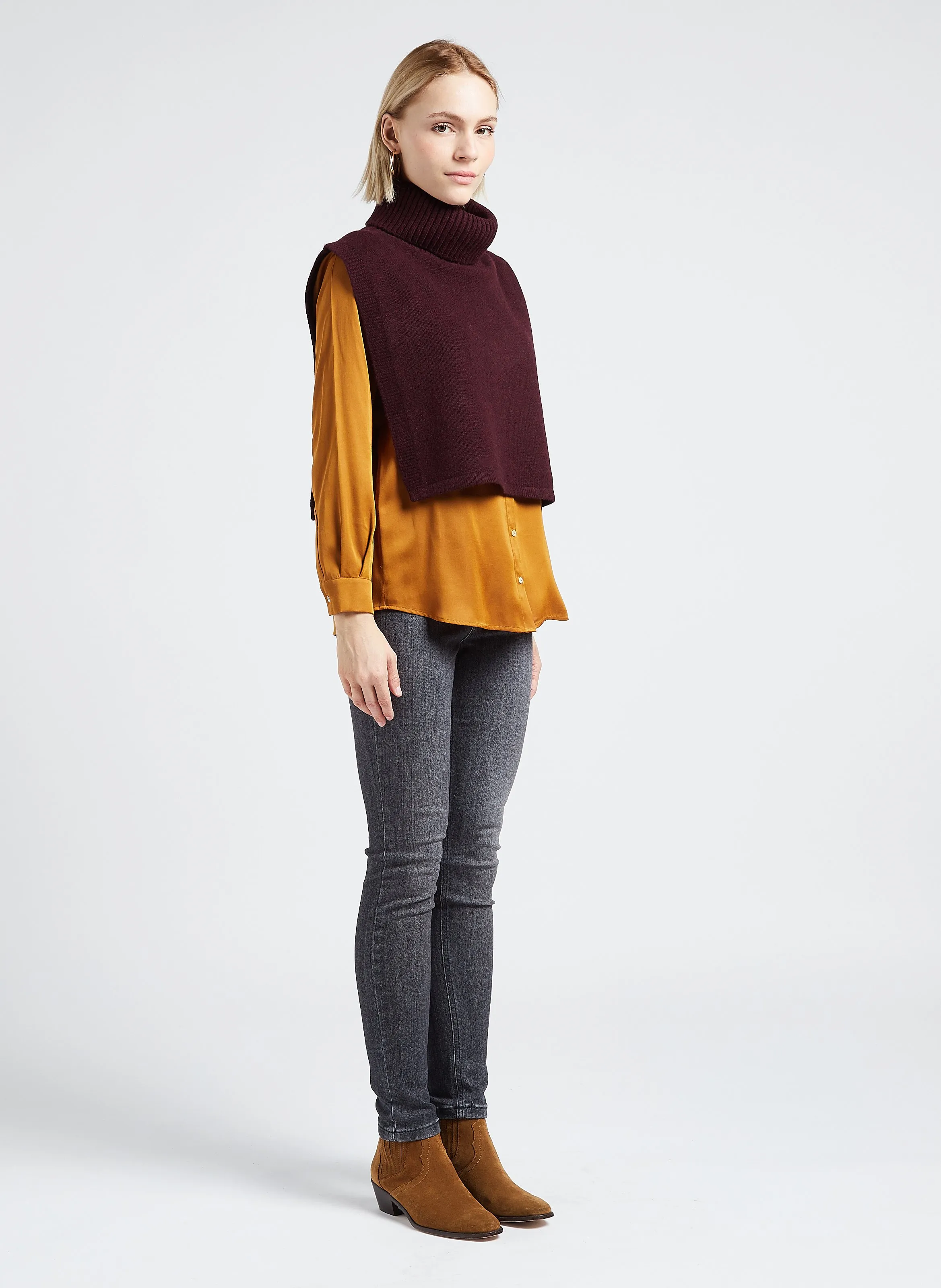 MAISON 123 HERA  JERSEY DE CUELLO VUELTO DE LANA EN ROJO