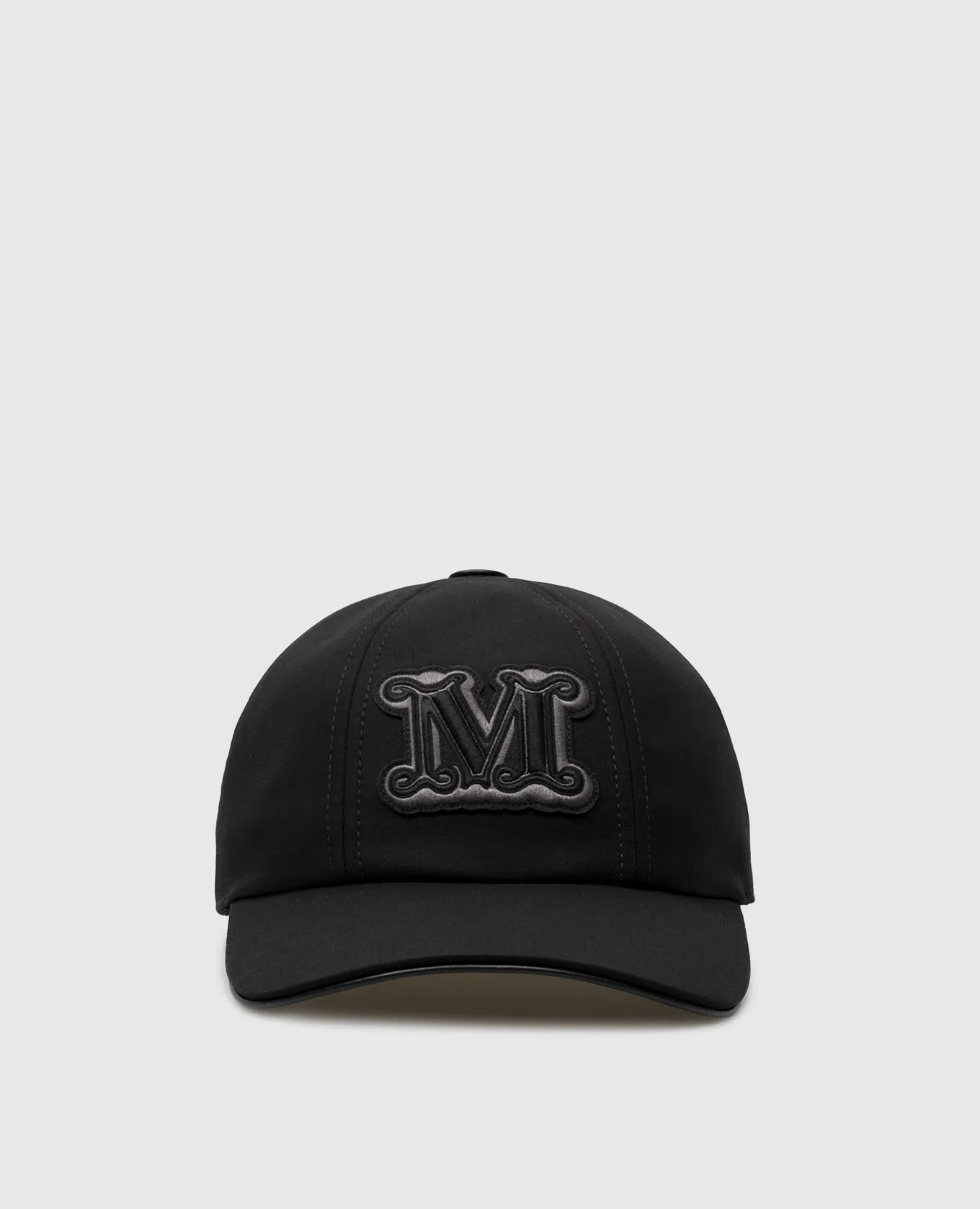Max Mara LIBERO black cap with logo