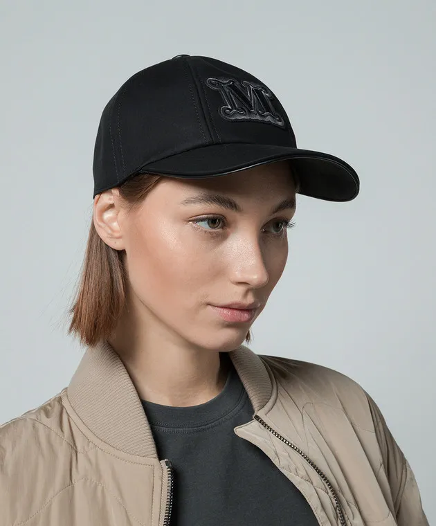 Max Mara LIBERO black cap with logo