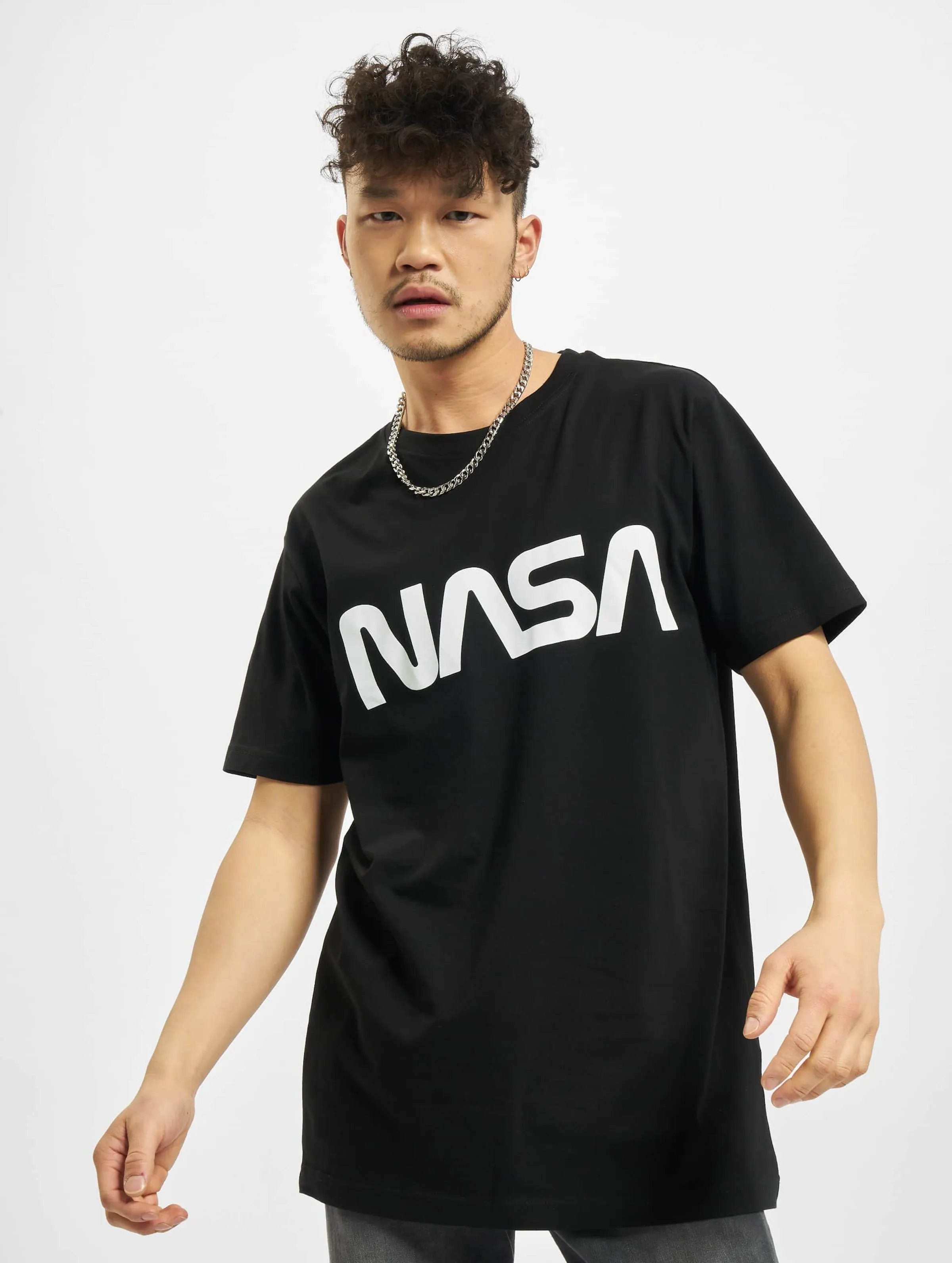 Mister Tee NASA Worm