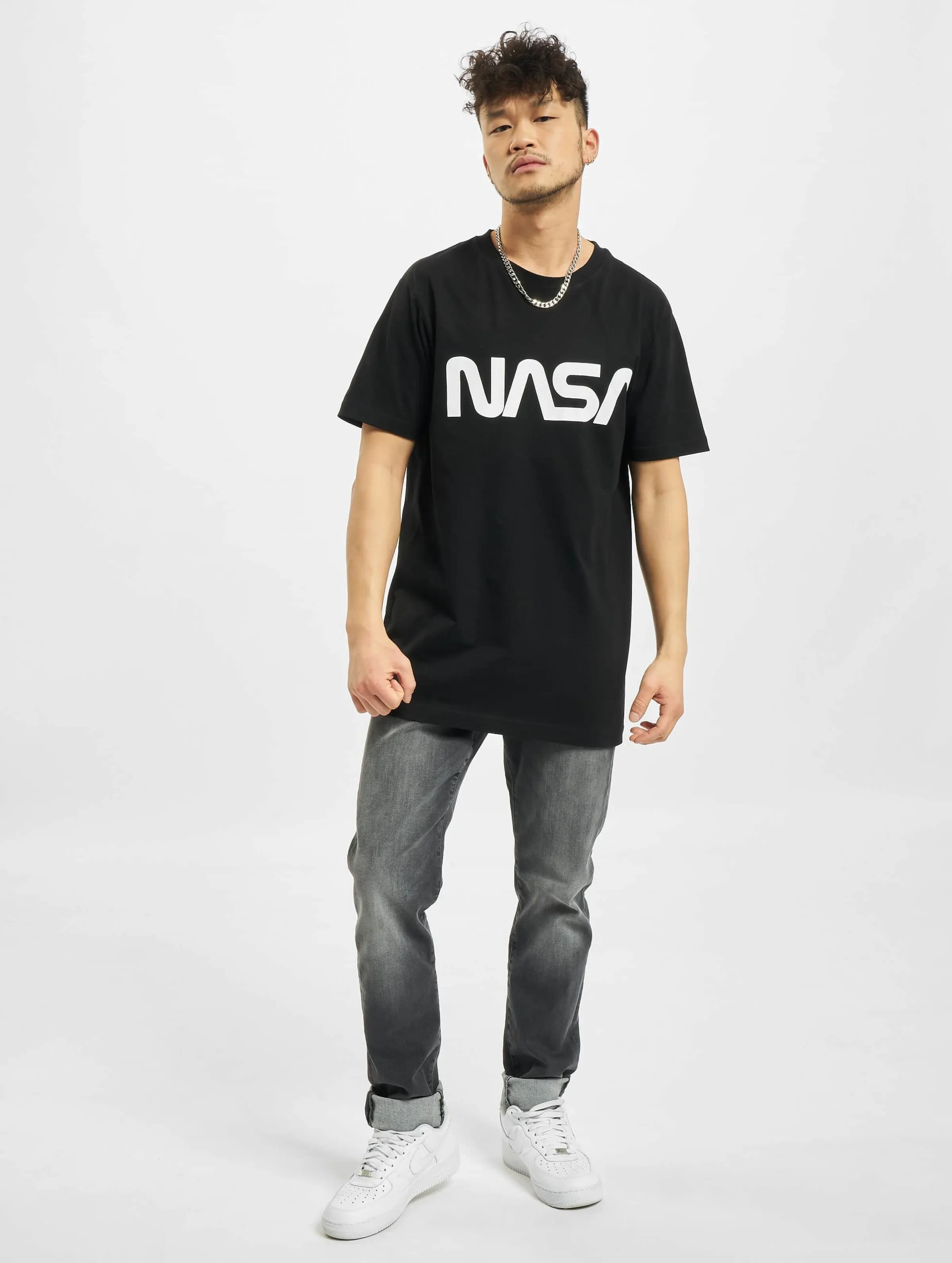 Mister Tee NASA Worm