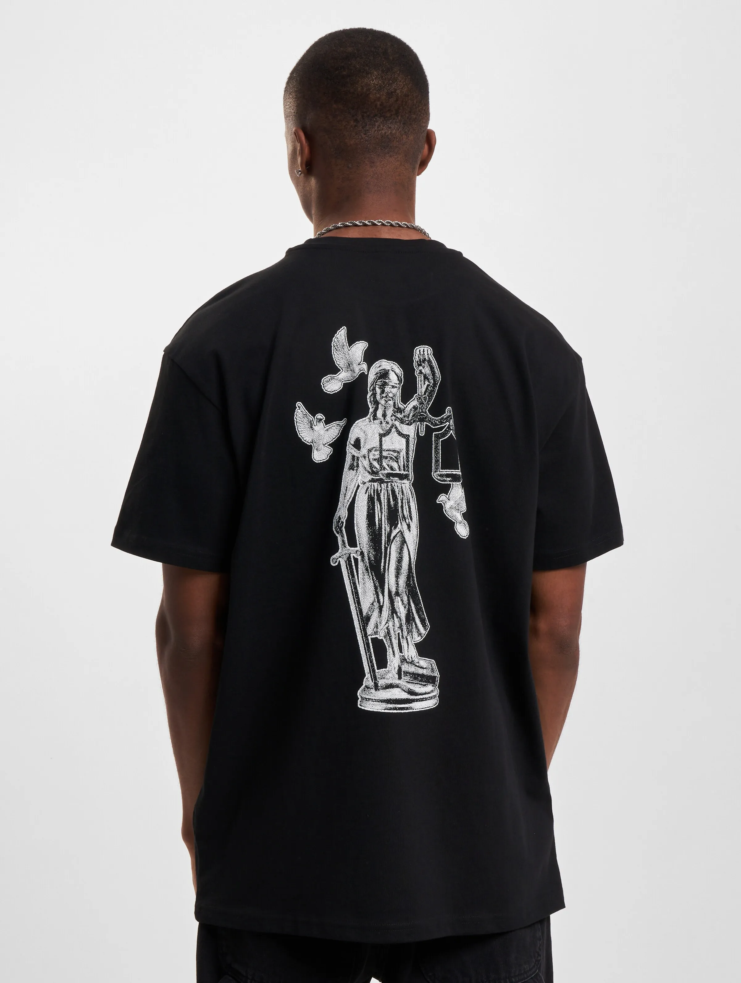 Mister Tee Upscale Justice Oversize