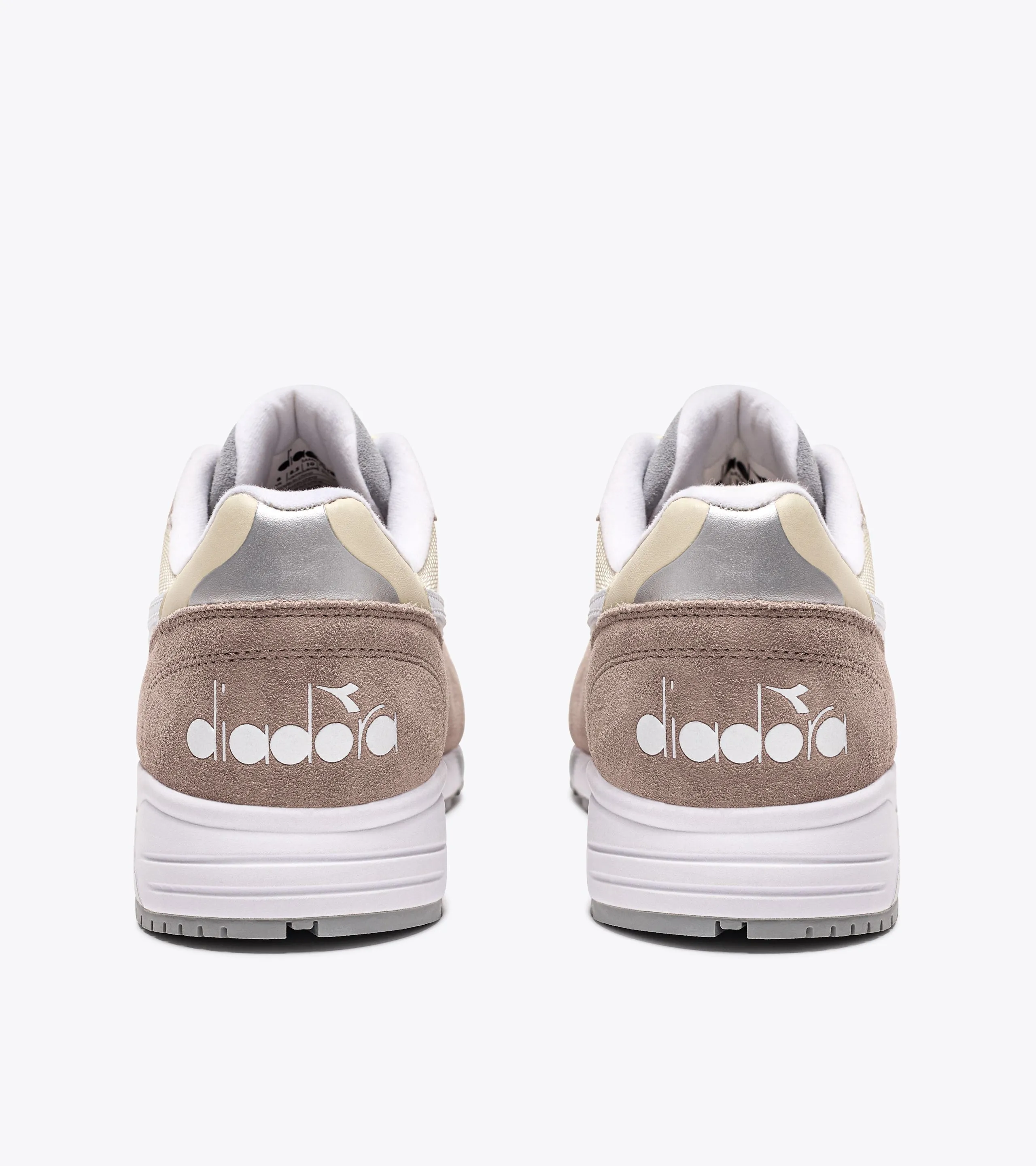 N902 ZAPATILLA DEPORTIVA  GENDER NEUTRAL