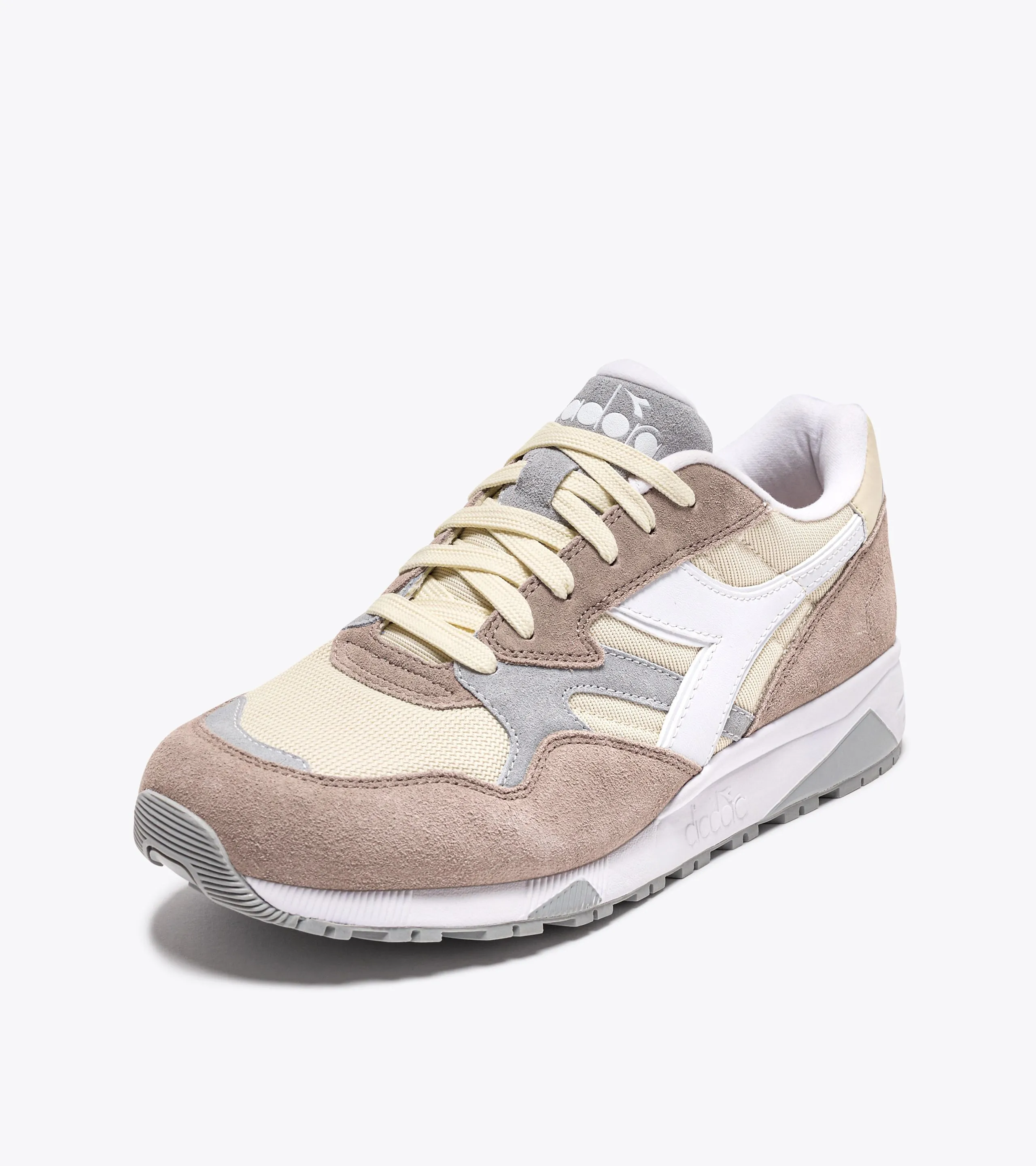 N902 ZAPATILLA DEPORTIVA  GENDER NEUTRAL