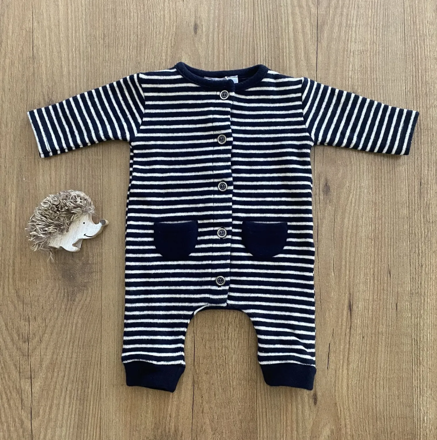 ONEPIECE FOOTLESS ROMPER IN NAVY AND WHITE COTTON JERSEY