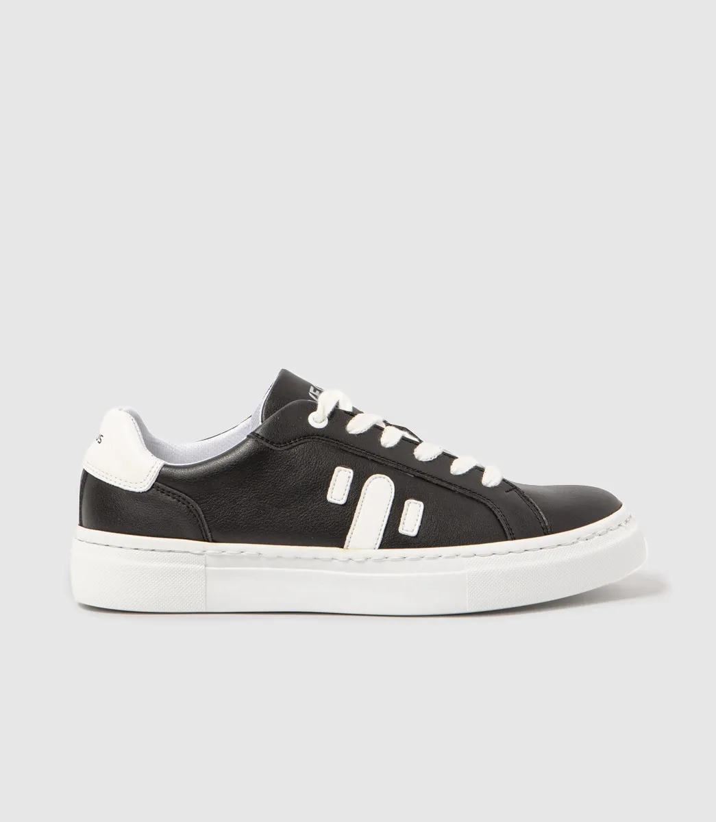 Onix Woman Black