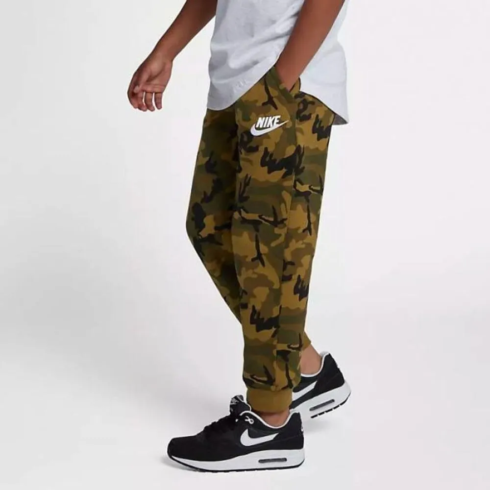 PANTALON NIKE B NSW CLUB FLEECE JOGGER AOP CAMU AR4013399