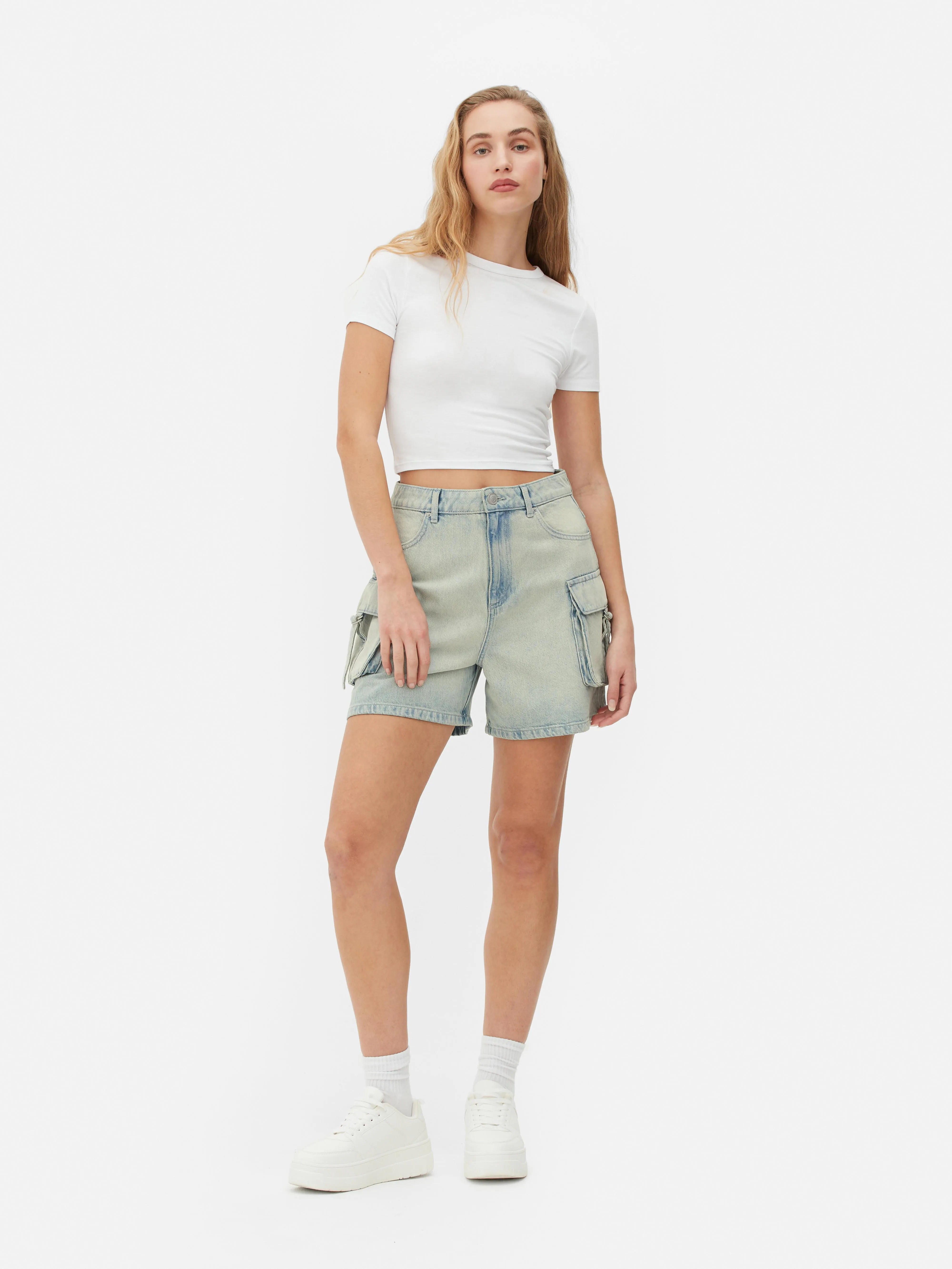 Pantalones cortos cargo vaqueros