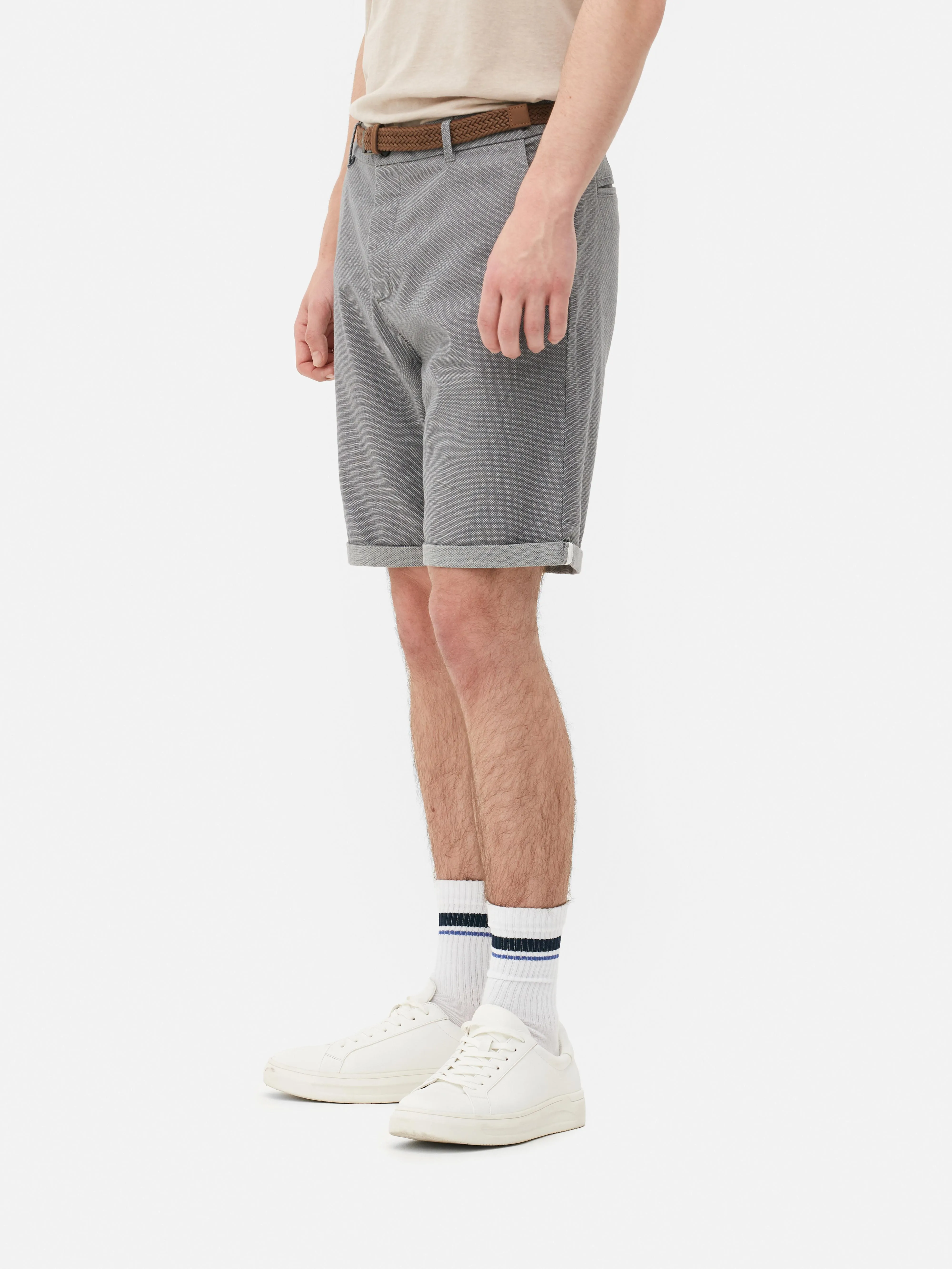 Pantalones cortos chinos con cinturón