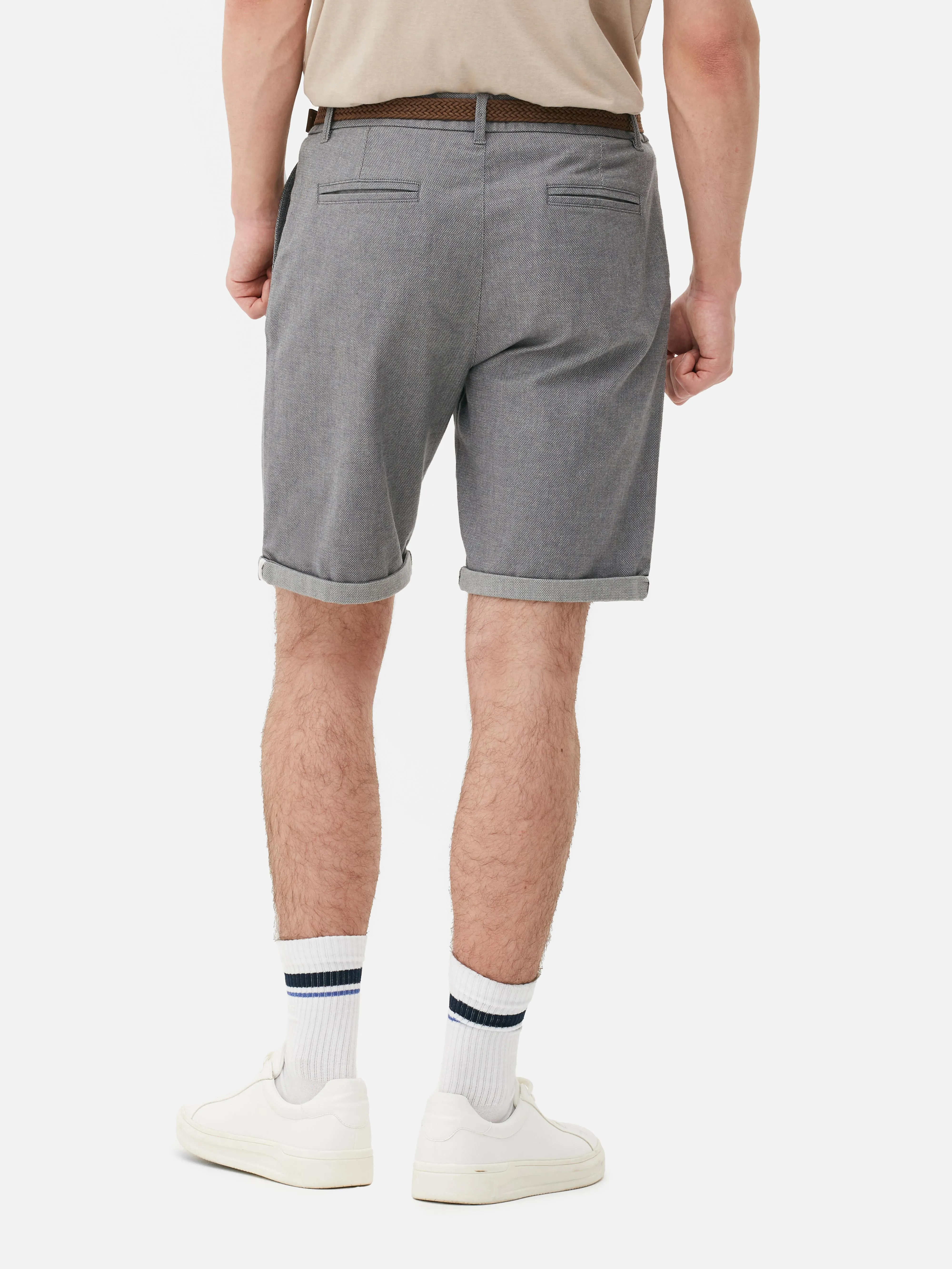 Pantalones cortos chinos con cinturón