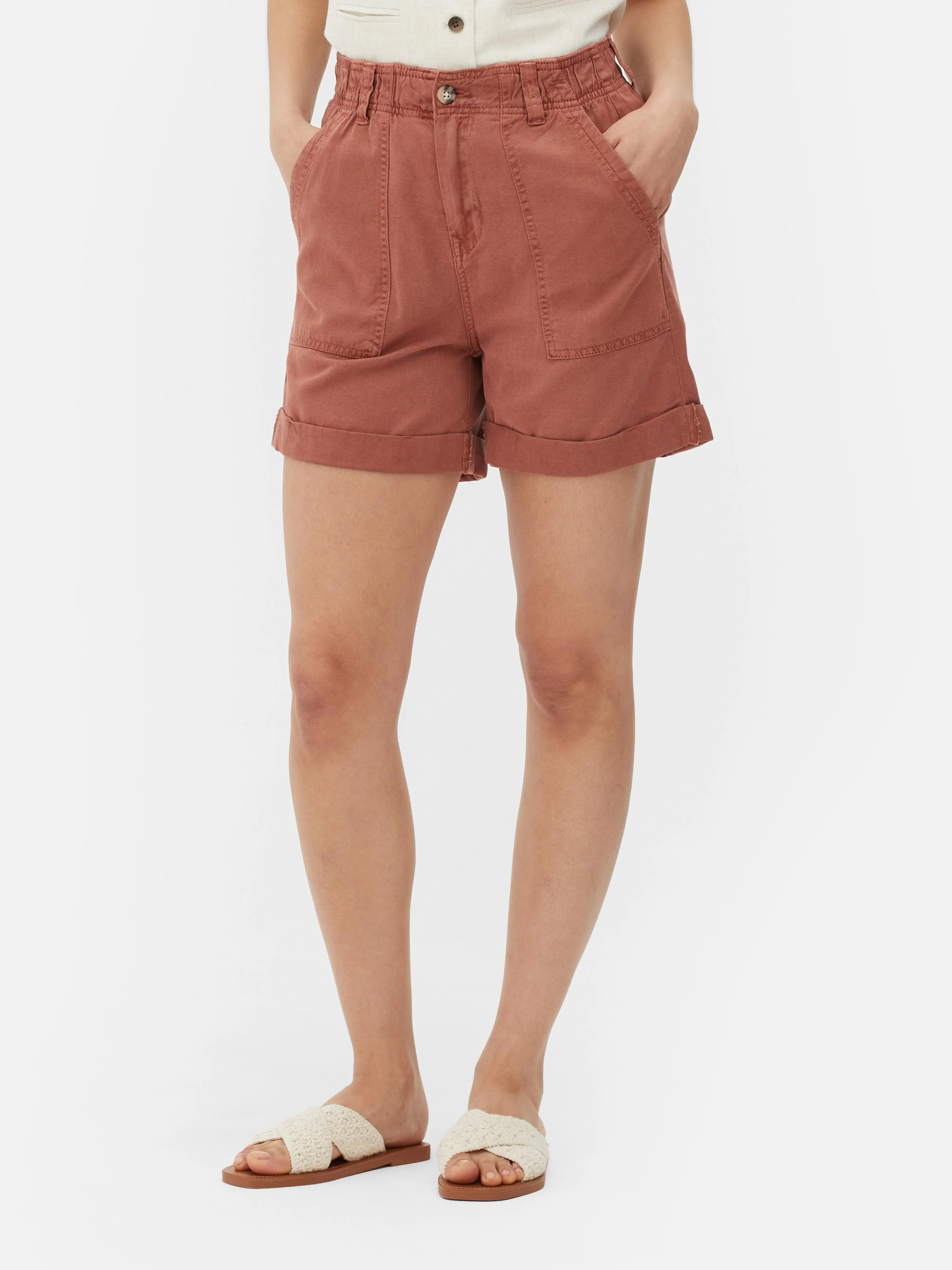 Pantalón cargo corto
