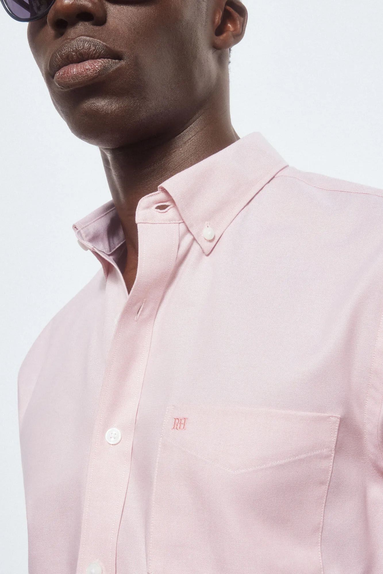 PLAIN SHORTSLEEVED NONIRON SHIRT