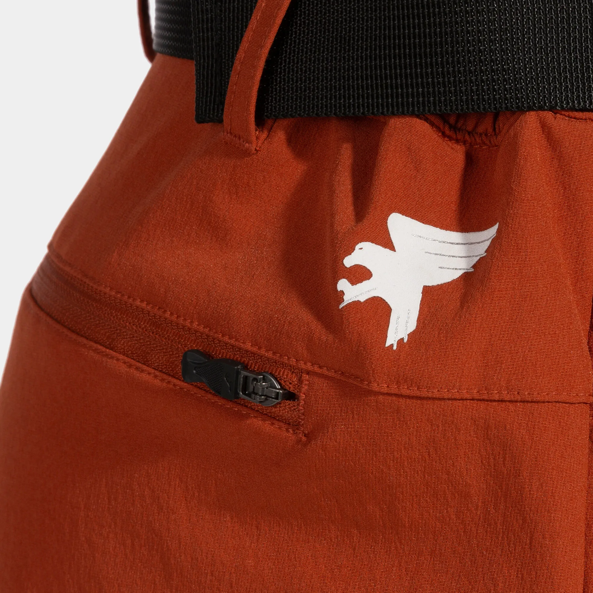 Short mujer Explorer rojo