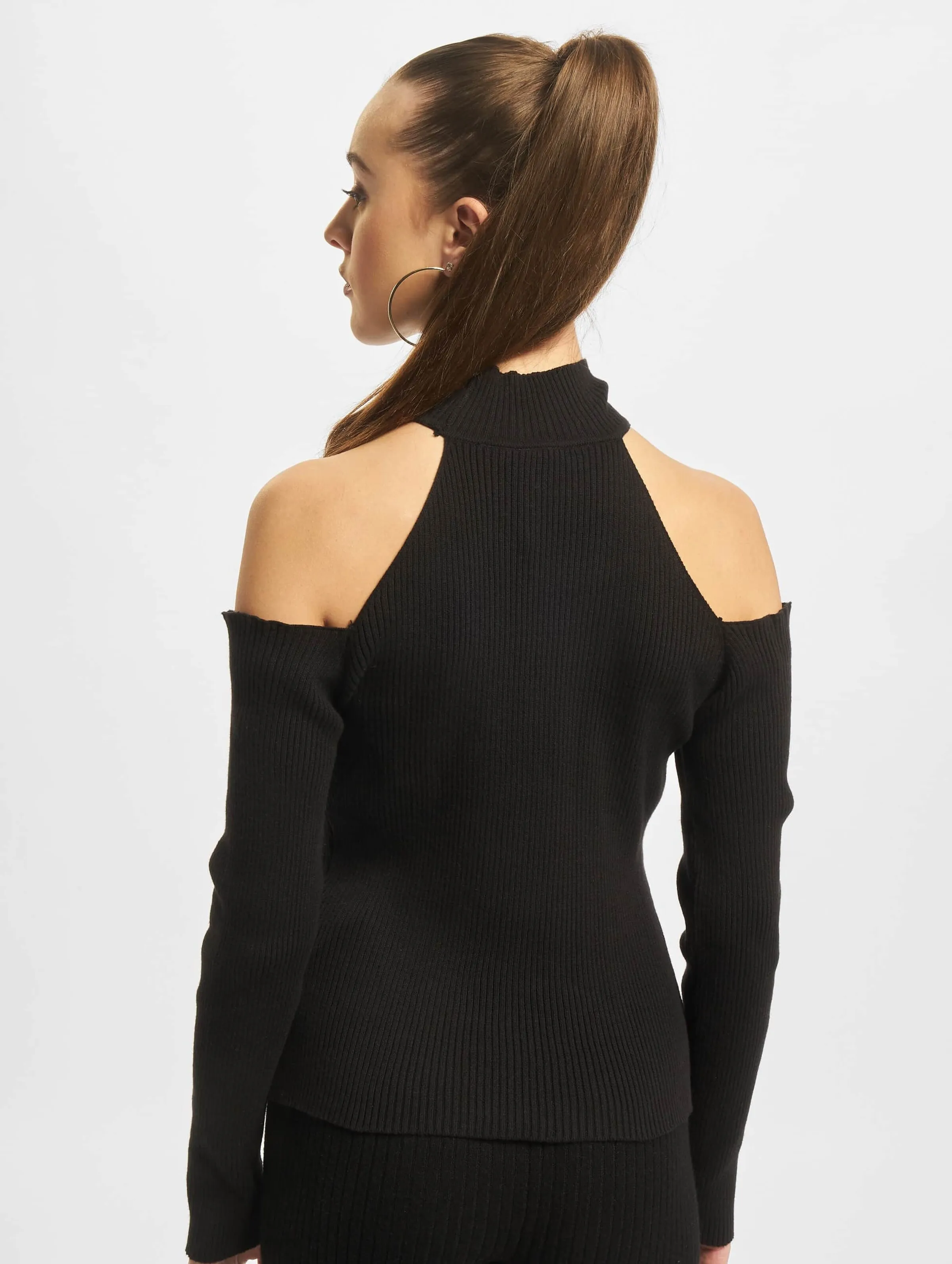 Small Signature Cutout Rib Turtle Neck
