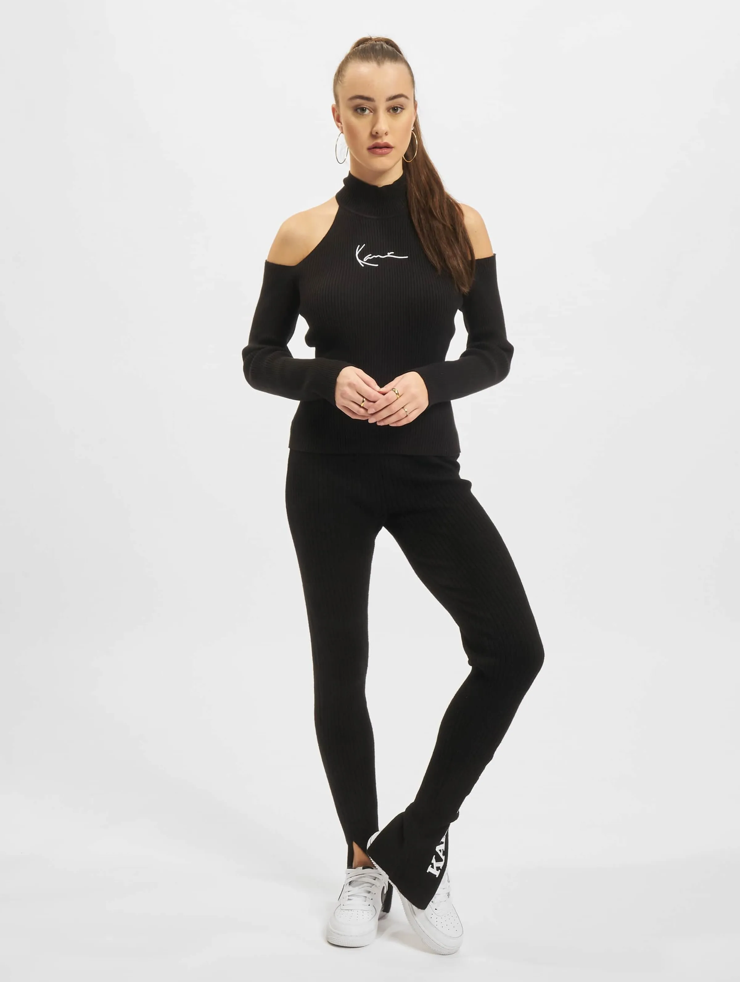 Small Signature Cutout Rib Turtle Neck