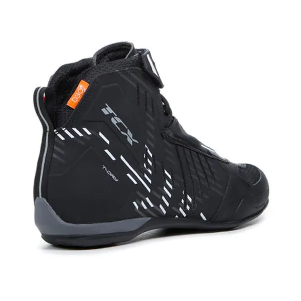 TCX R04D WP Black White 