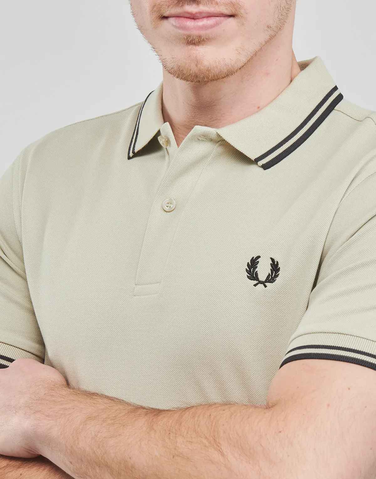 TWIN TIPPED FRED PERRY SHIRT