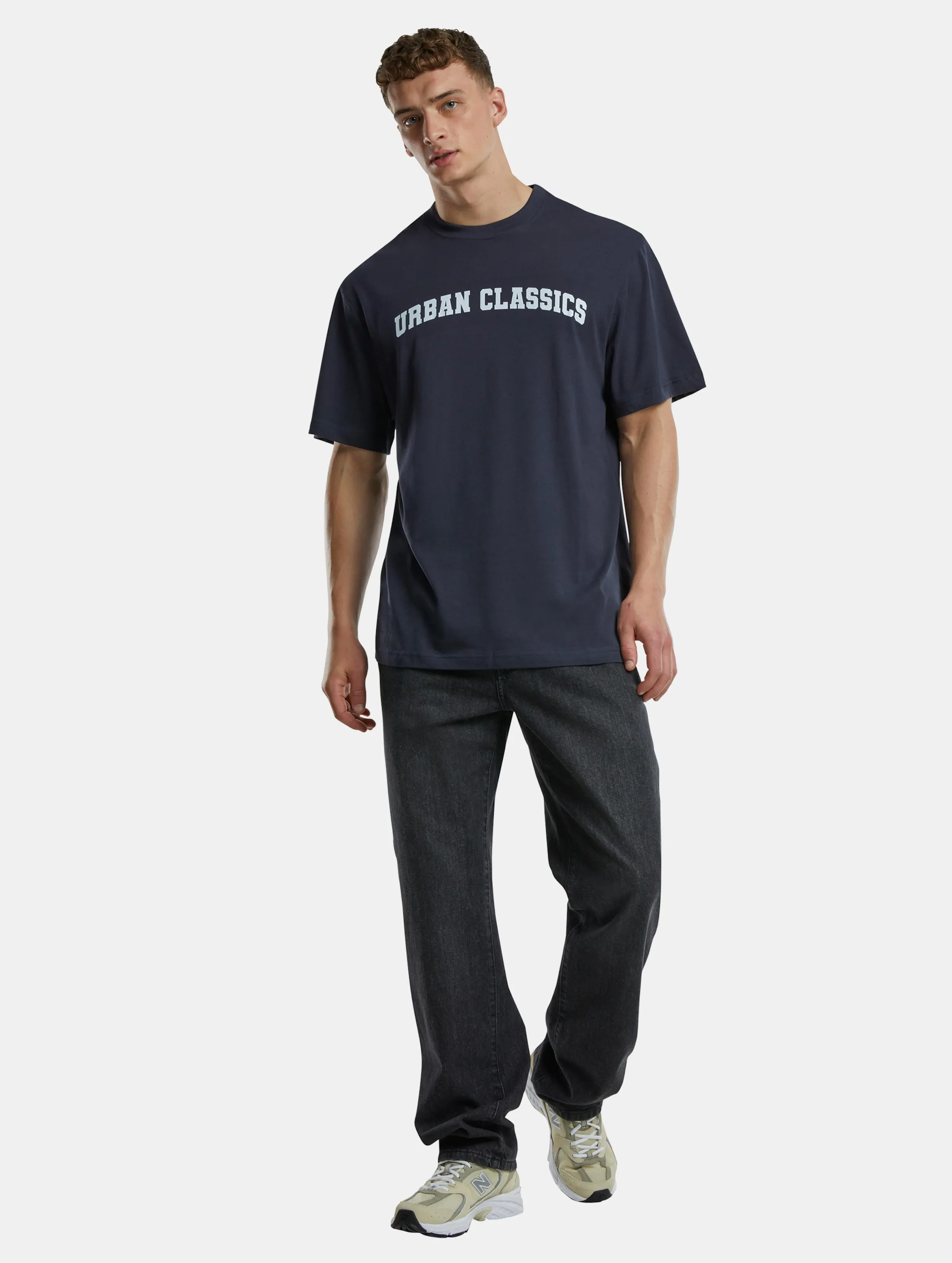 UC College Logo Tall