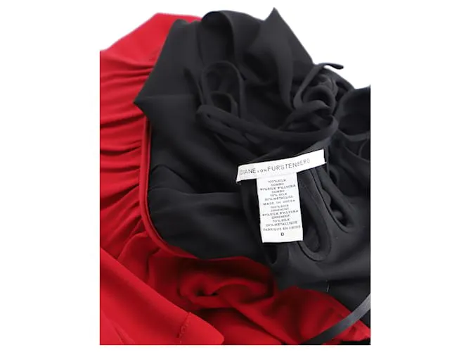 Vestido midi color block de Diane von Furstenberg en seda negra y roja Impresión de pitón 