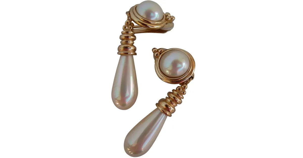 Yves Saint Laurent Clips Pendientes "GOUTTE" Dorado 