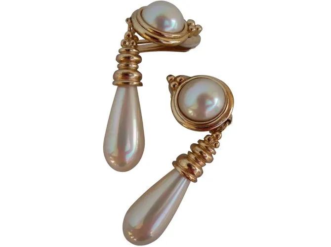 Yves Saint Laurent Clips Pendientes "GOUTTE" Dorado 