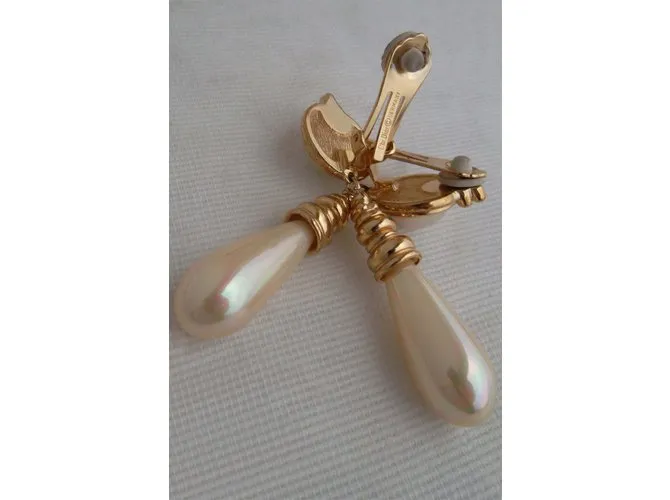 Yves Saint Laurent Clips Pendientes "GOUTTE" Dorado 