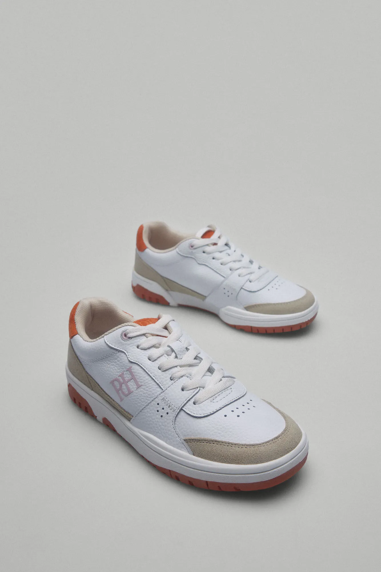 Zapatilla urban logo