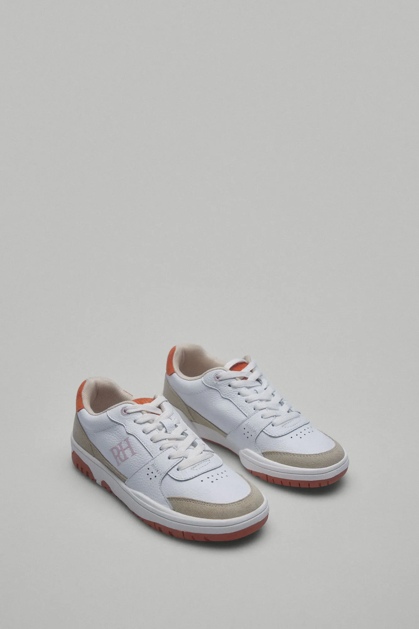 Zapatilla urban logo