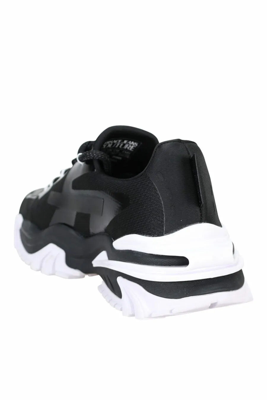 Zapatillas negras mix con minilogo blanco y suela blanca