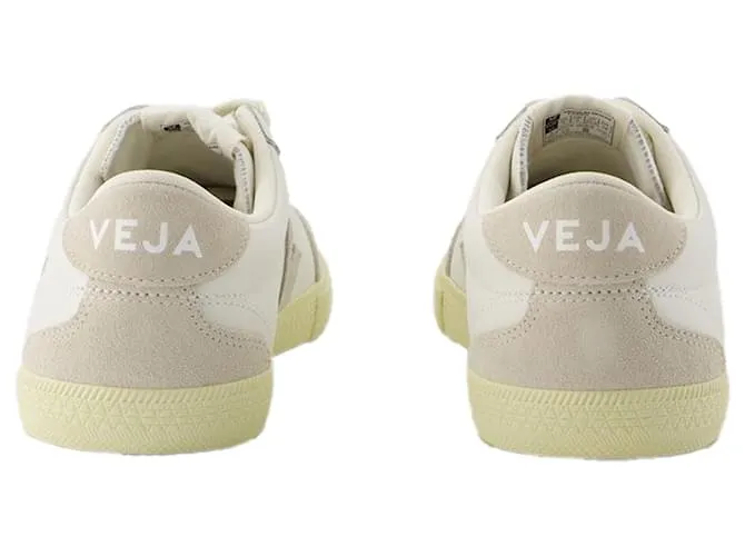 ZAPATILLAS VOLLEY  VEJA  CUERO  BLANCO NATURAL 
