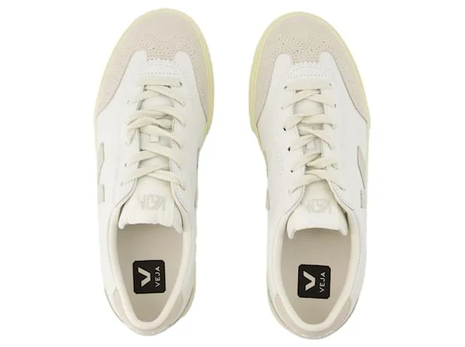 ZAPATILLAS VOLLEY  VEJA  CUERO  BLANCO NATURAL 